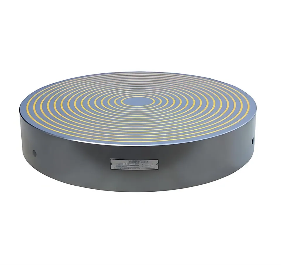 Округла електромагнетна стезна глава са концентричним половима